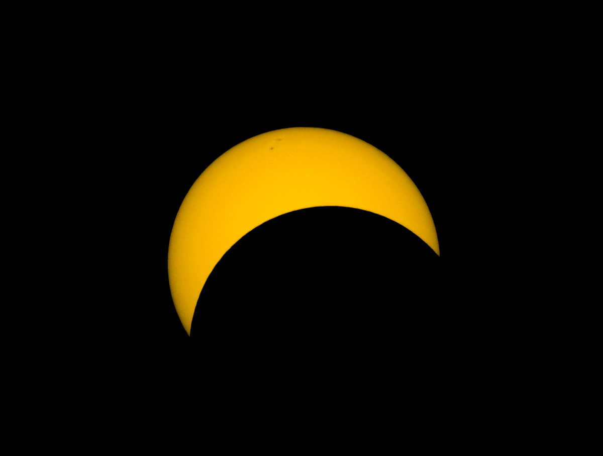 Nach ca. 50 Minuten ist mehr als die Hälfte der Sonne bedeckt, © Autor