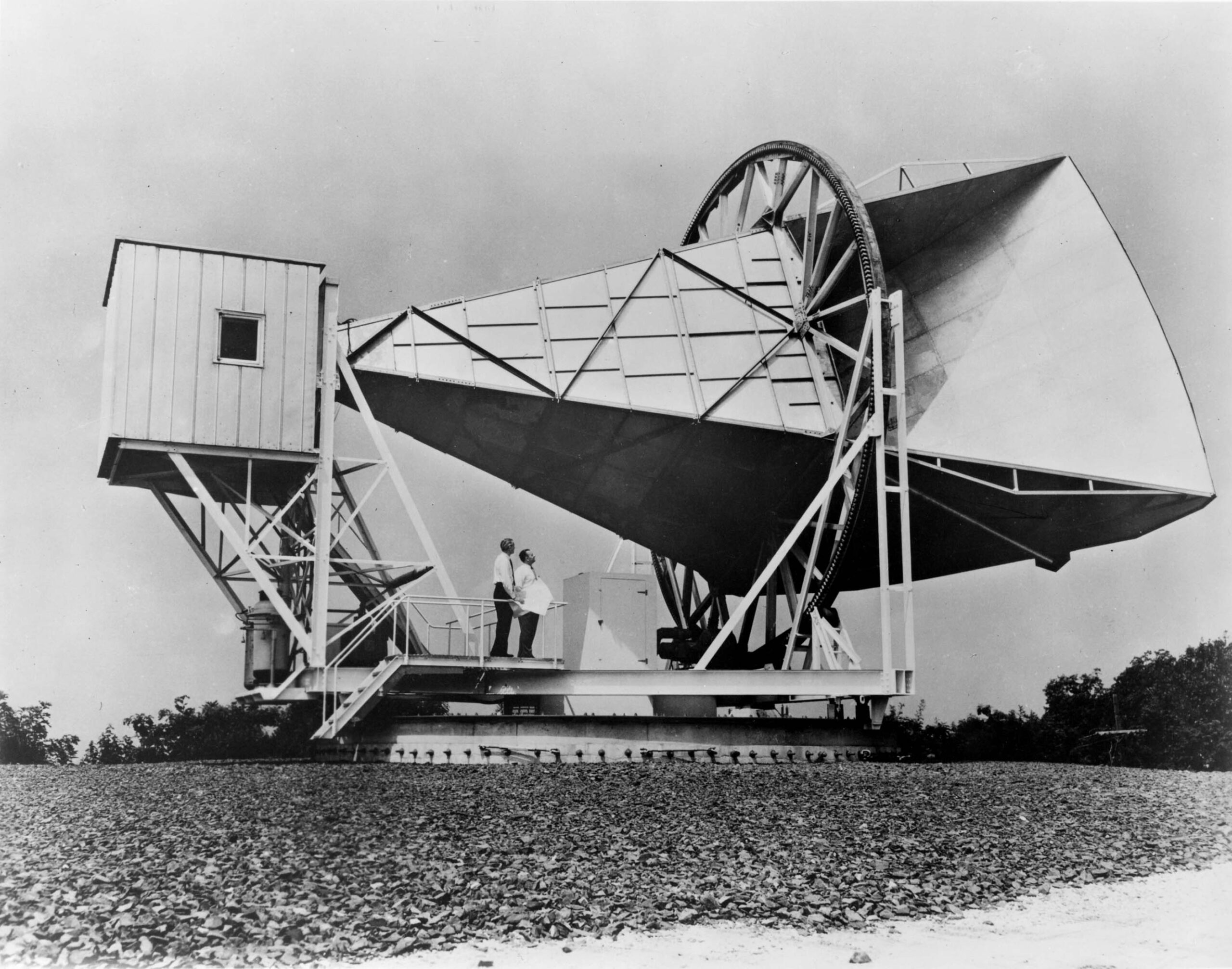 Die Holndel-Antenne mit der Wilson und Penzias ihre Entdeckung gemacht haben (Bild: NASA, public domain)