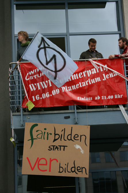 i-45bf7bdd6b289c80692a6e1237e52c35-streik4.jpg